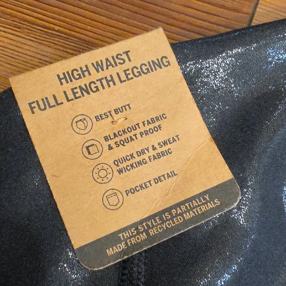 Black Shiny High-Waist Women's Jeans - Picture 6 of 6